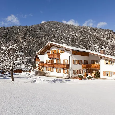 公寓 Gaestehaus Pfnuerlehen *